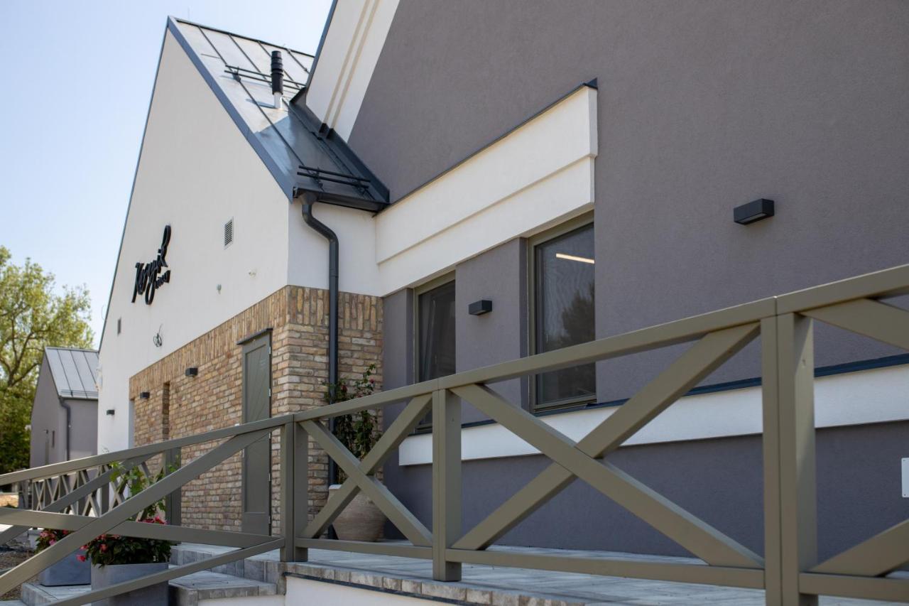 Kasnyik Winery Pensionat Strekov Exteriör bild